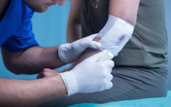 AES et AEV : réduire les risques en soins