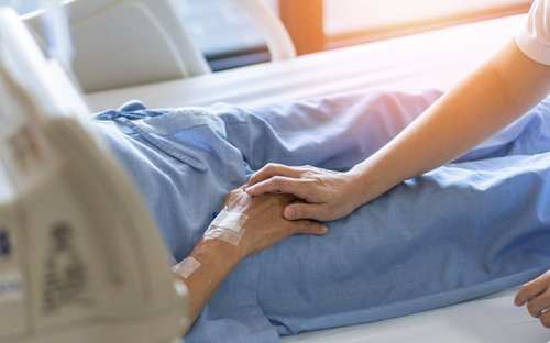Soins palliatifs : améliorer l’accompagnement soignant